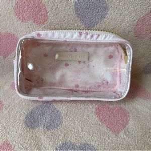 Stoney Clover Lane Climbing Roses Small
Clear Front Pouch